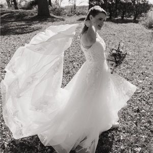 Meet your Posher, Madeline